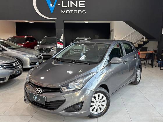 HYUNDAI HB20 1.6 COMFORT 16V FLEX 4P MANUAL HYUNDAI HB20 1.6 COMFORT 16V FLEX 4P MANUAL